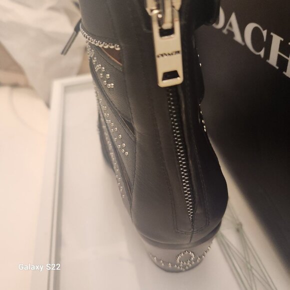 Coach Black Leather "Paisley Cutout" Studded Booties. NIB. Size 6 - Picture 9 of 13